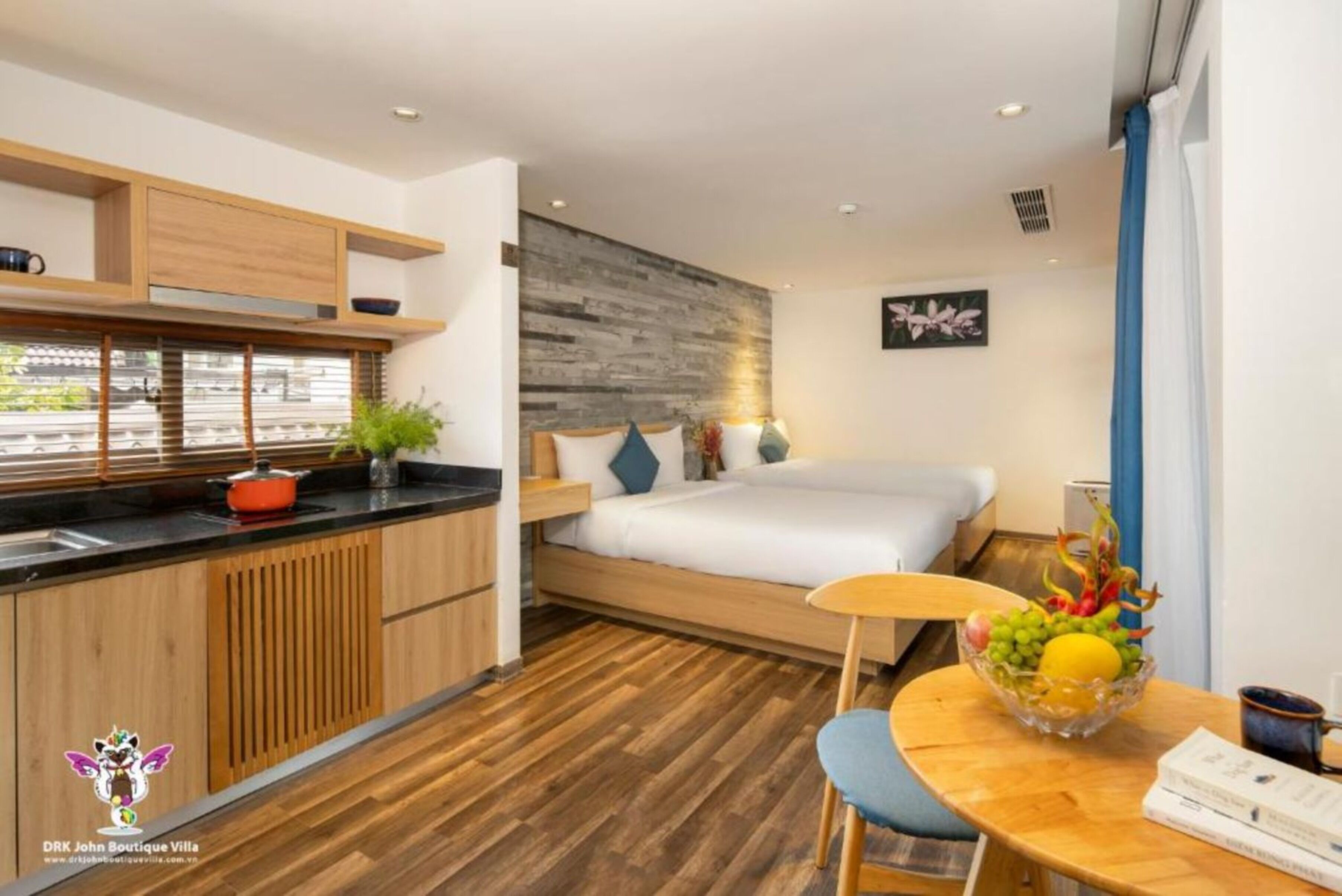 family studio | 1 bedroom, minibar, in-room safe, desk