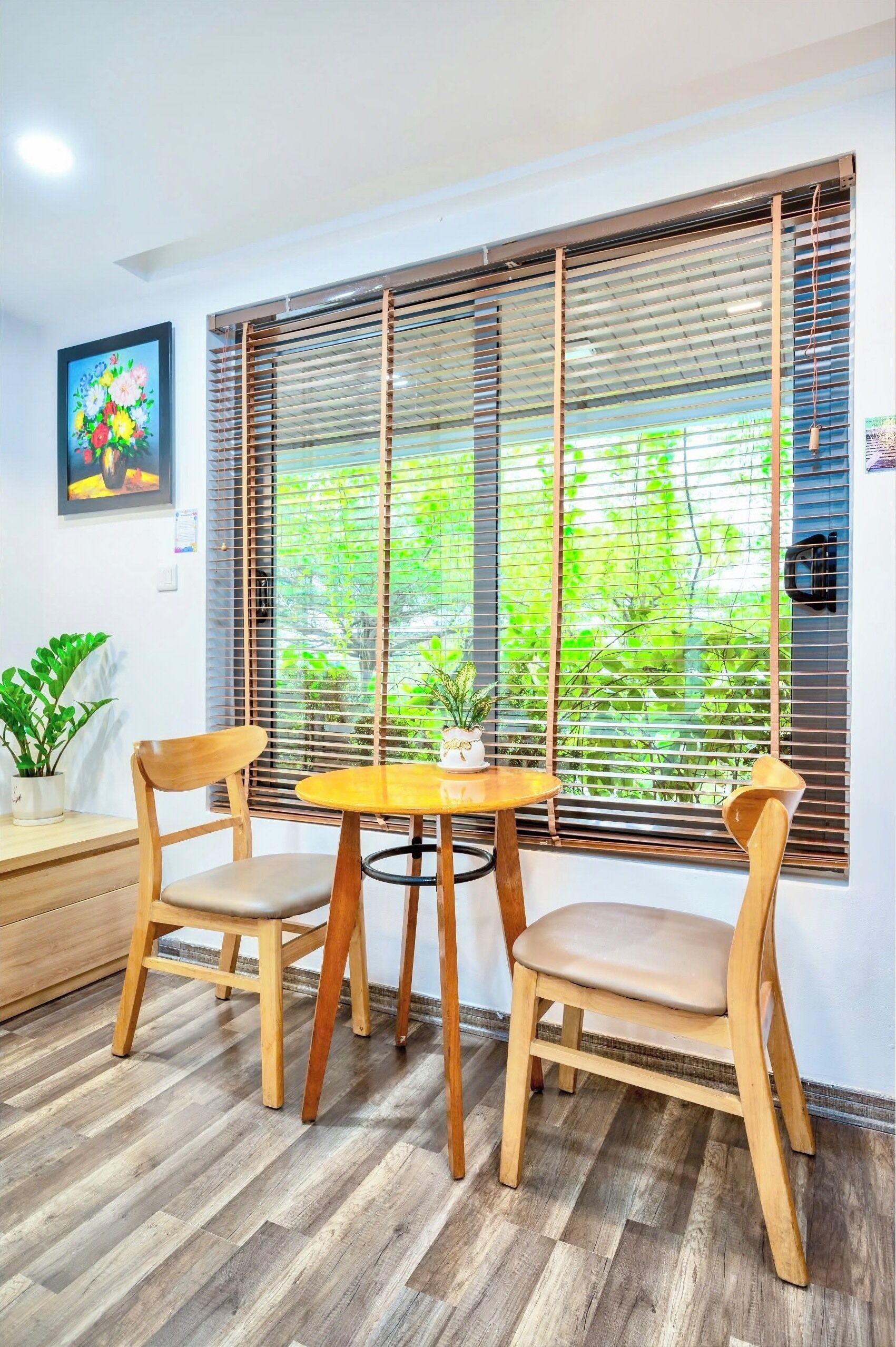 superior studio | 1 bedroom, minibar, in-room safe, desk