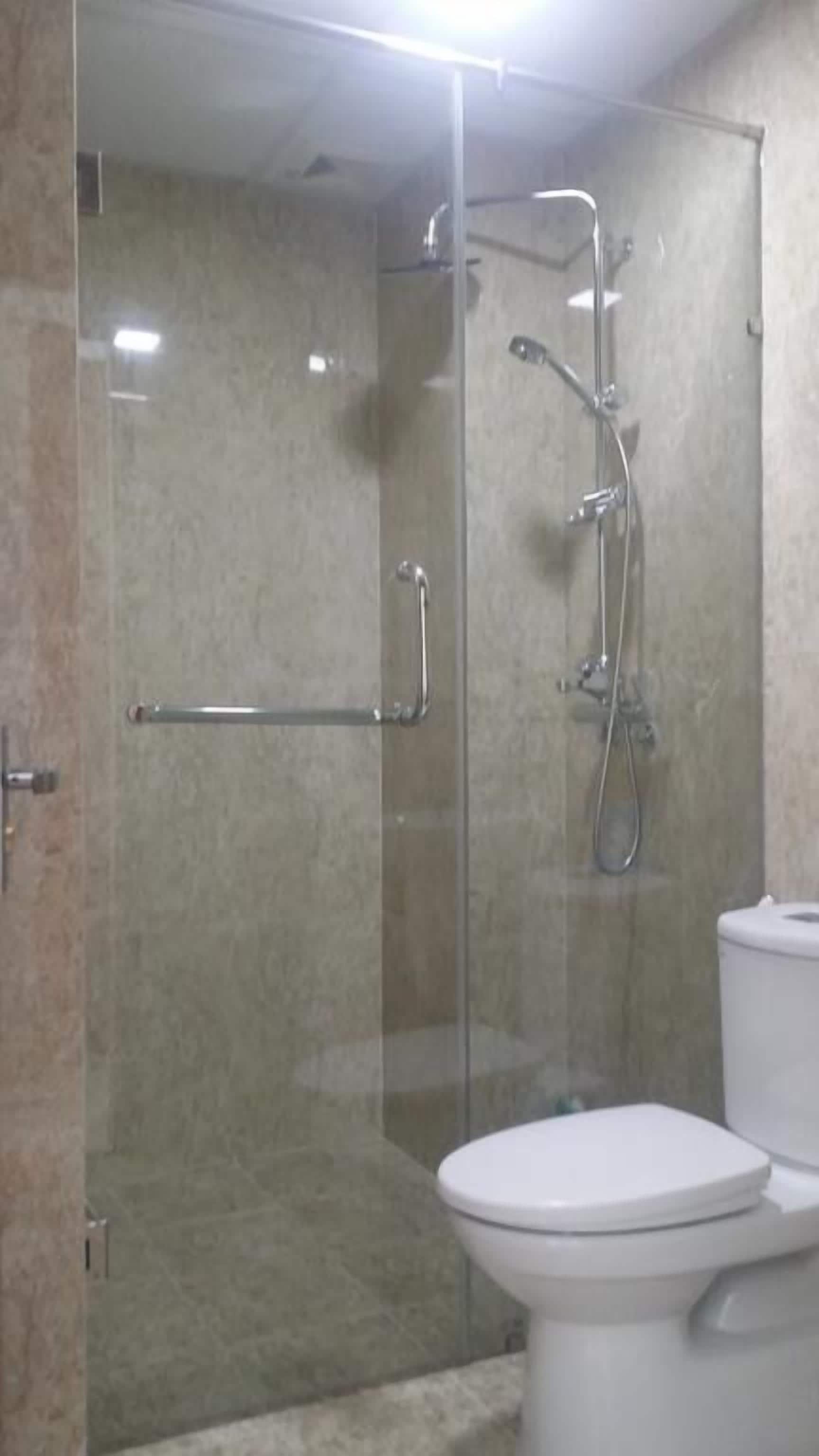 Shower, free toiletries, hair dryer, slippers