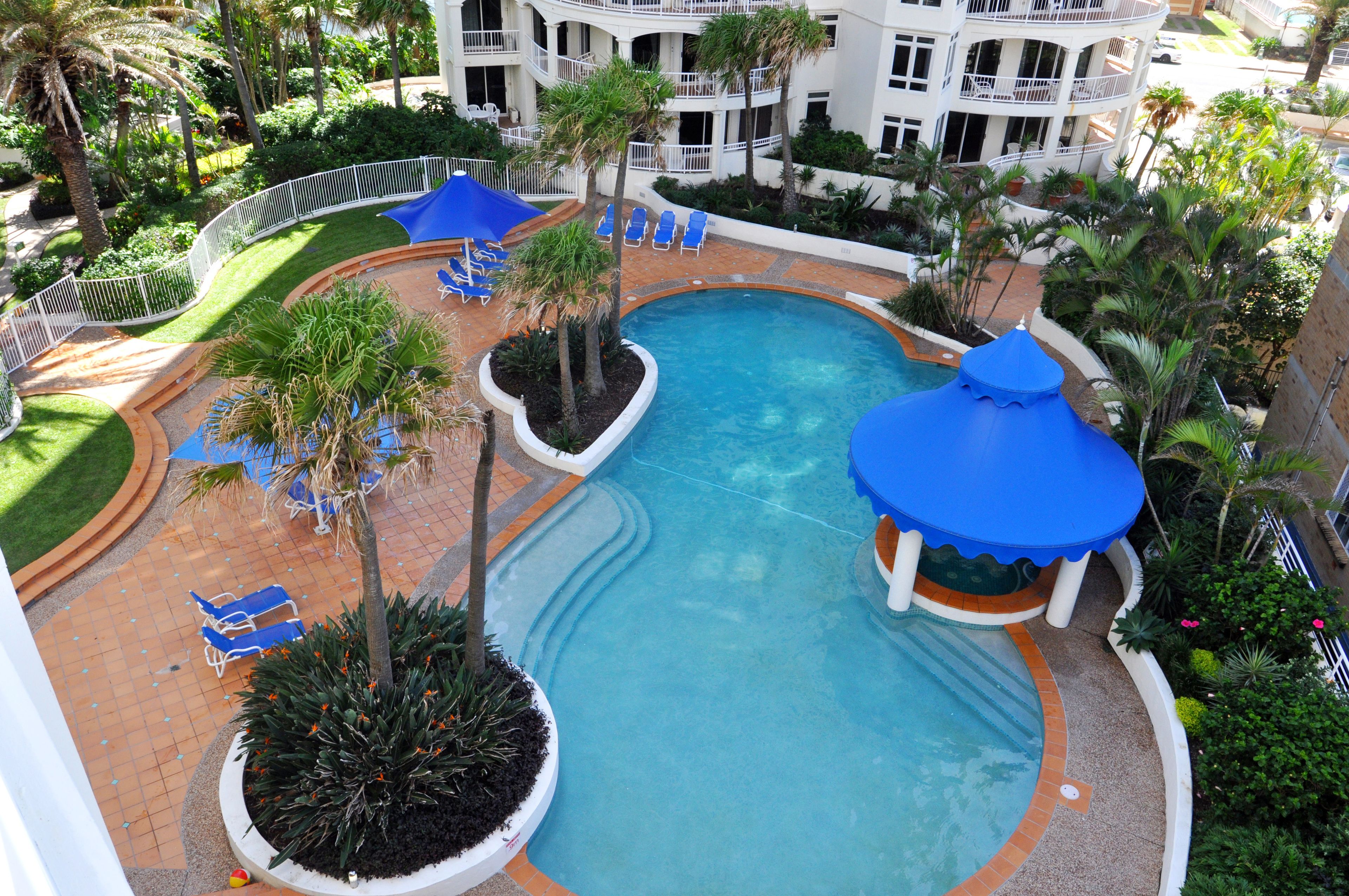 Moroccan Resort - HR Surfers Paradise — image 2