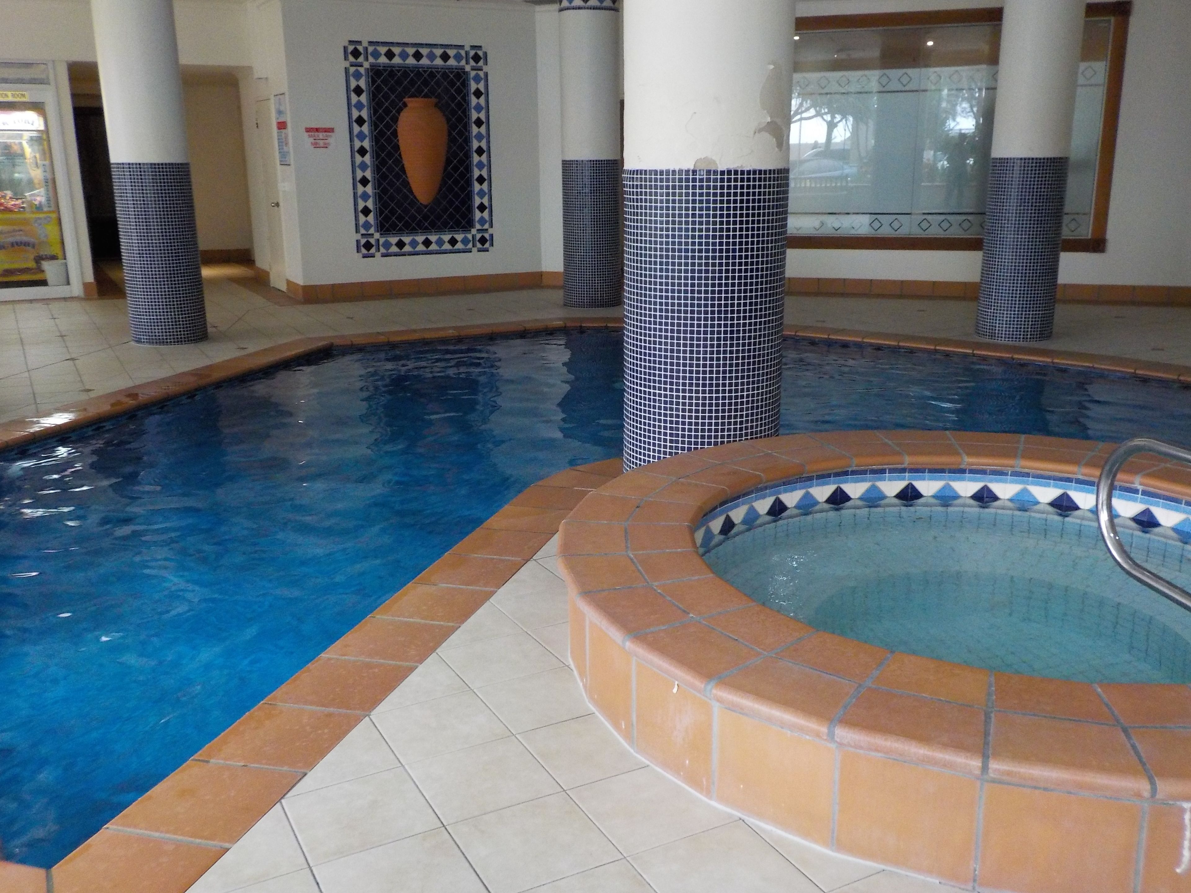Moroccan Resort - HR Surfers Paradise — image 5