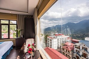 Desk, free WiFi - Sapa Mimosa Hotel (Sa Pa)