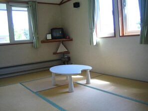 Interior - Pension Field (Hokuto)