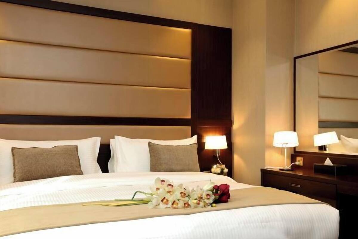 Minibar, in-room safe, desk, blackout drapes