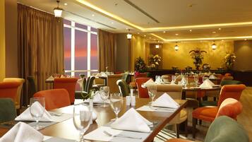 Daily buffet breakfast (SAR 50 per person)