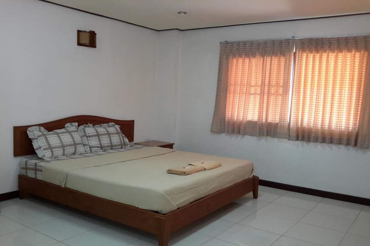 Standard Double Room | WiFi (free)