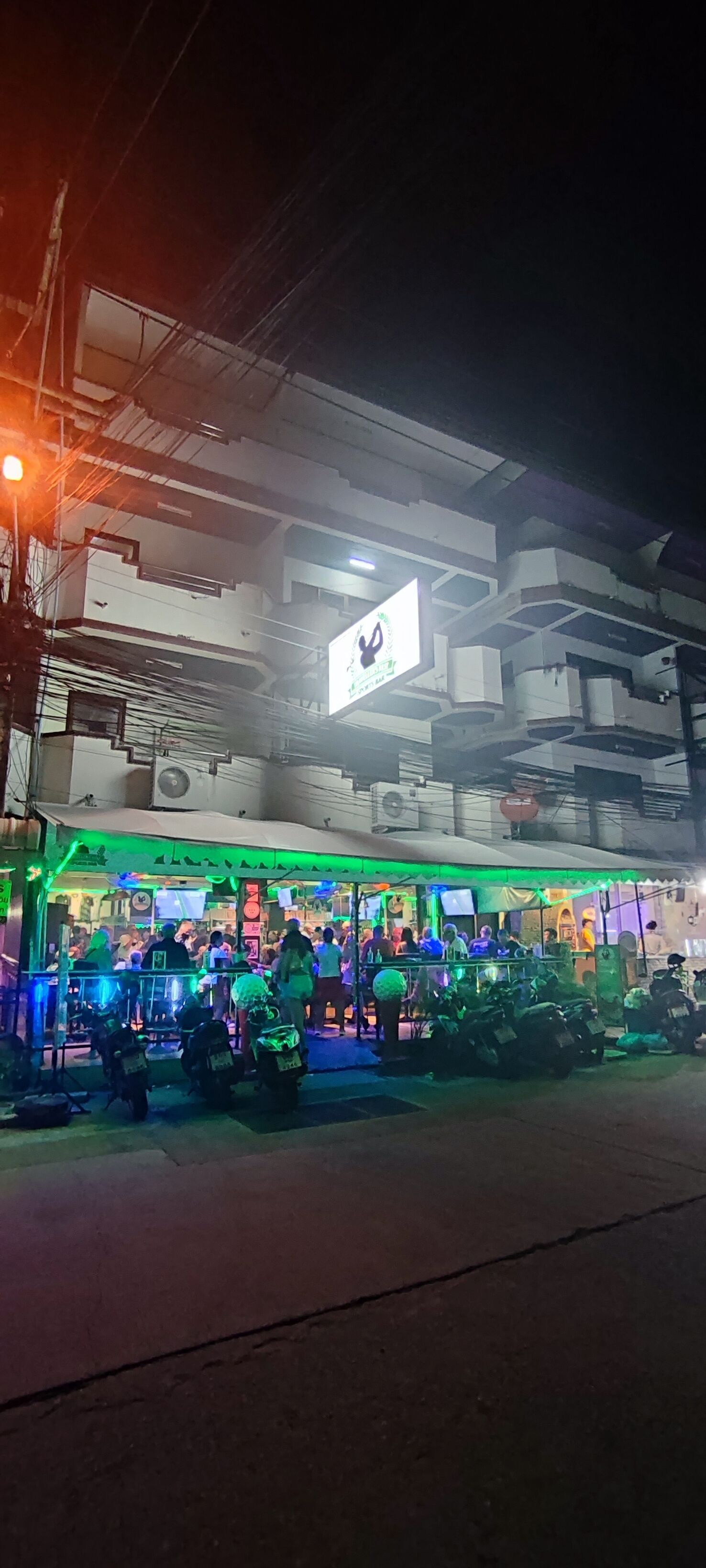 숙박 시설 정면