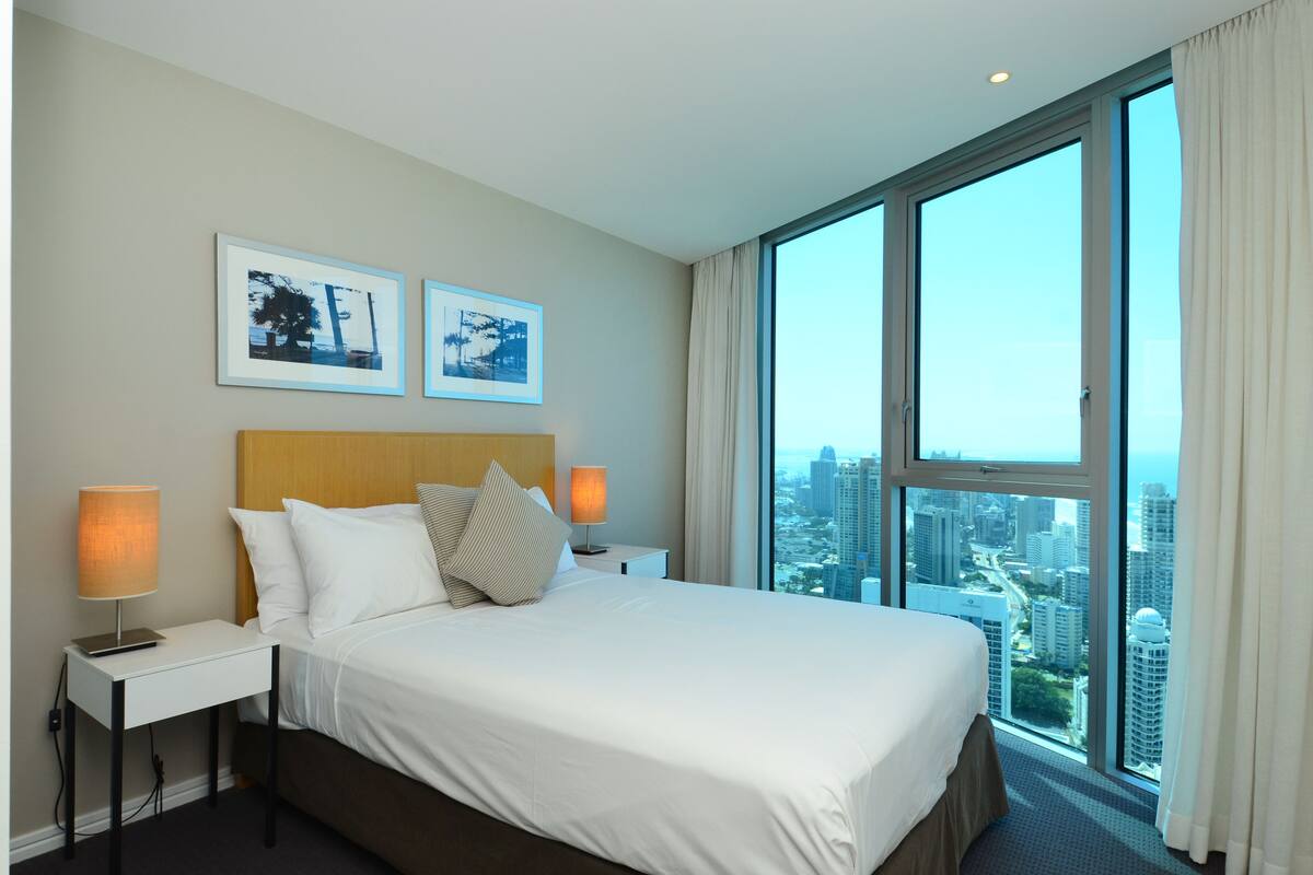 Peralatan tempat tidur premium, kalis bunyi, seterika/papan seterika 