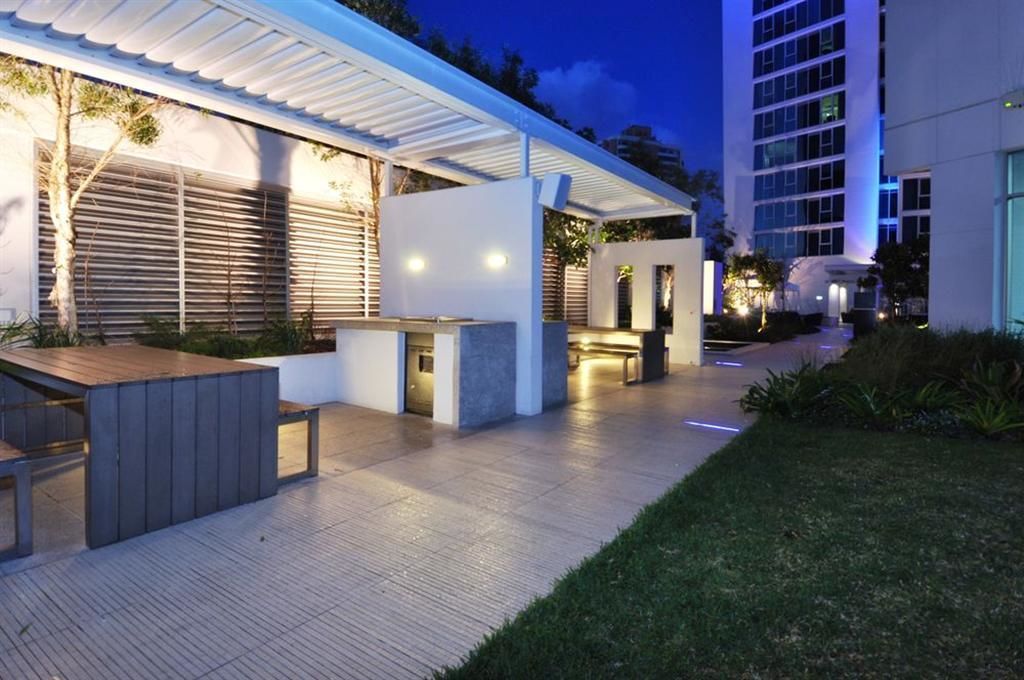 Orchid Residences - HR Surfers Paradise — image 20