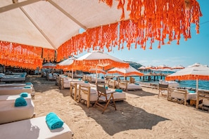 Private beach, sun loungers, beach umbrellas, beach towels