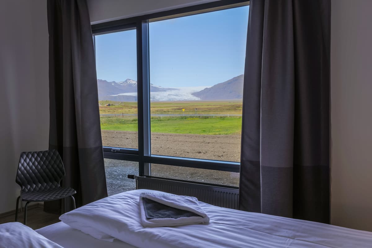 Desk, rollaway beds, free WiFi, bed sheets