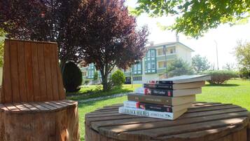 Télévision LED de 32 pouces avec chaßnes par cùble, télévision