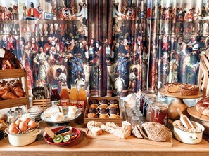 Frukostbuffé varje dag (EUR 19 per person)