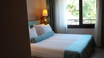 Standard Double Room, Garden View