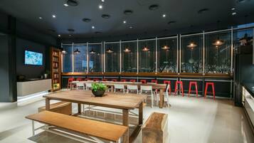 Iron/ironing board, free WiFi