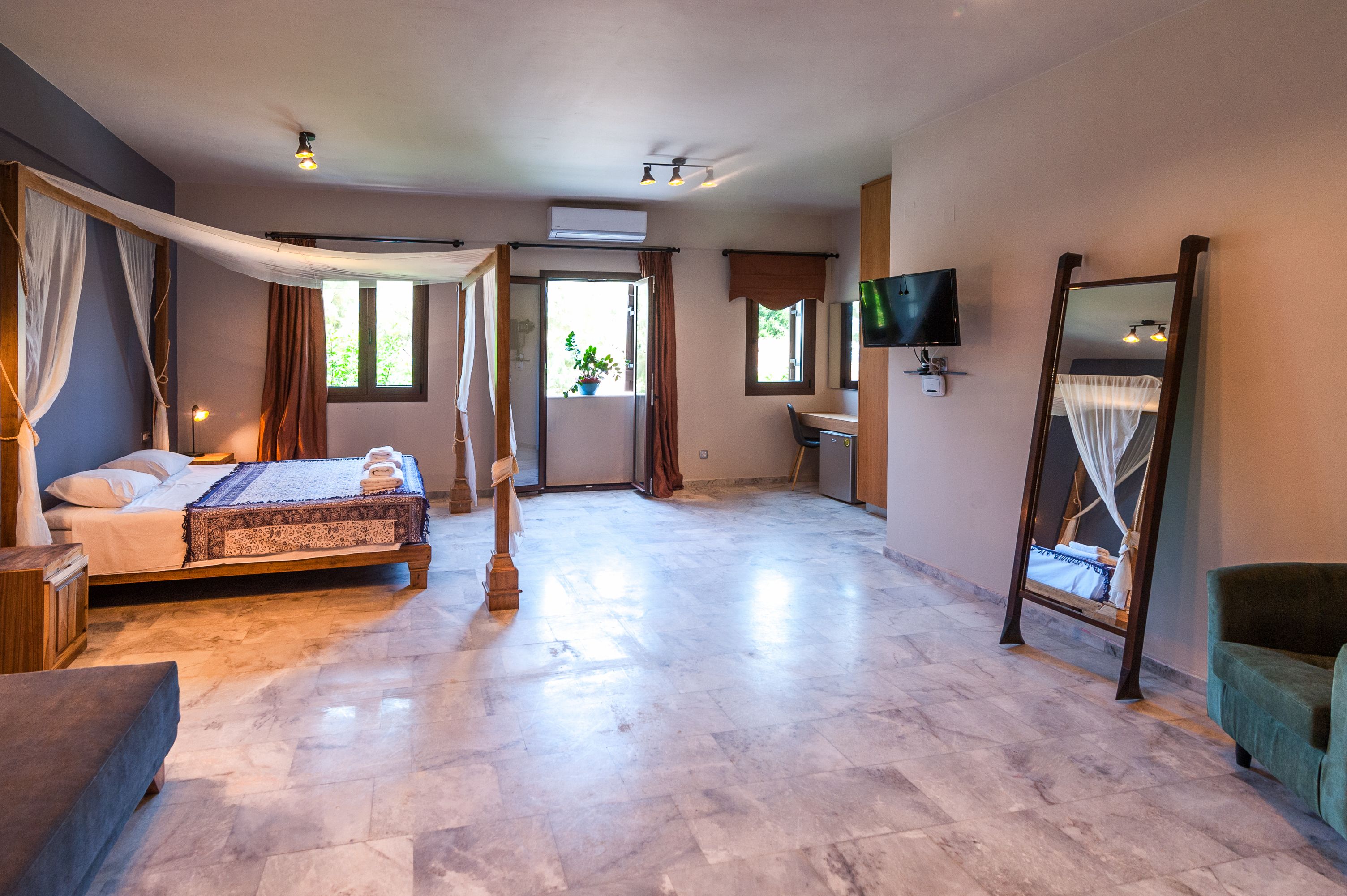 Photo - Minoos Hotel