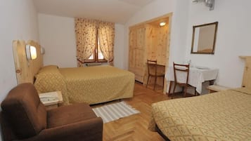 Camera tripla | Wi-Fi gratuito