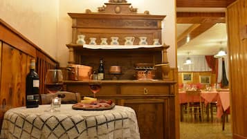 Colazione a buffet inclusa, servita tutte le mattine