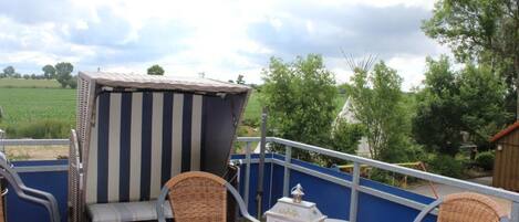 อพาร์ทเมนท์, 2 ห้องนอน (Flügge) | ระเบียง