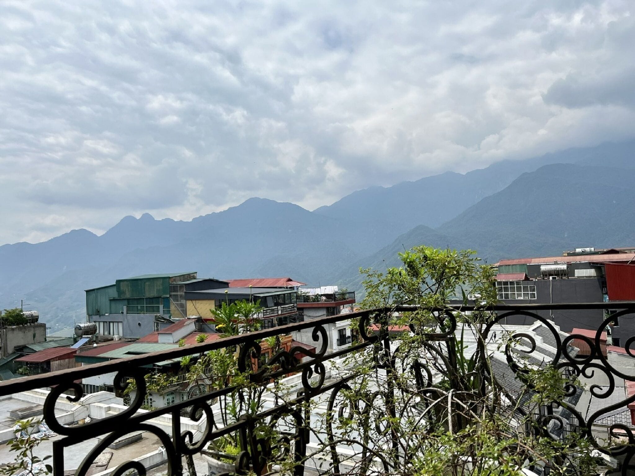 deluxe room, 1 double or 2 single beds, mountain view | terrace/patio