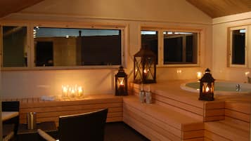 Penthouse Deluxe, 3 chambres | Salle de bain | Douche, articles de toilette écologiques, sÚche-cheveux, bidet