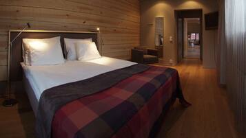 Deluxe-kattohuoneisto, 3 makuuhuonetta | Työpöytä, pimennysverhot, silitysrauta/-lauta, vauvansängyt