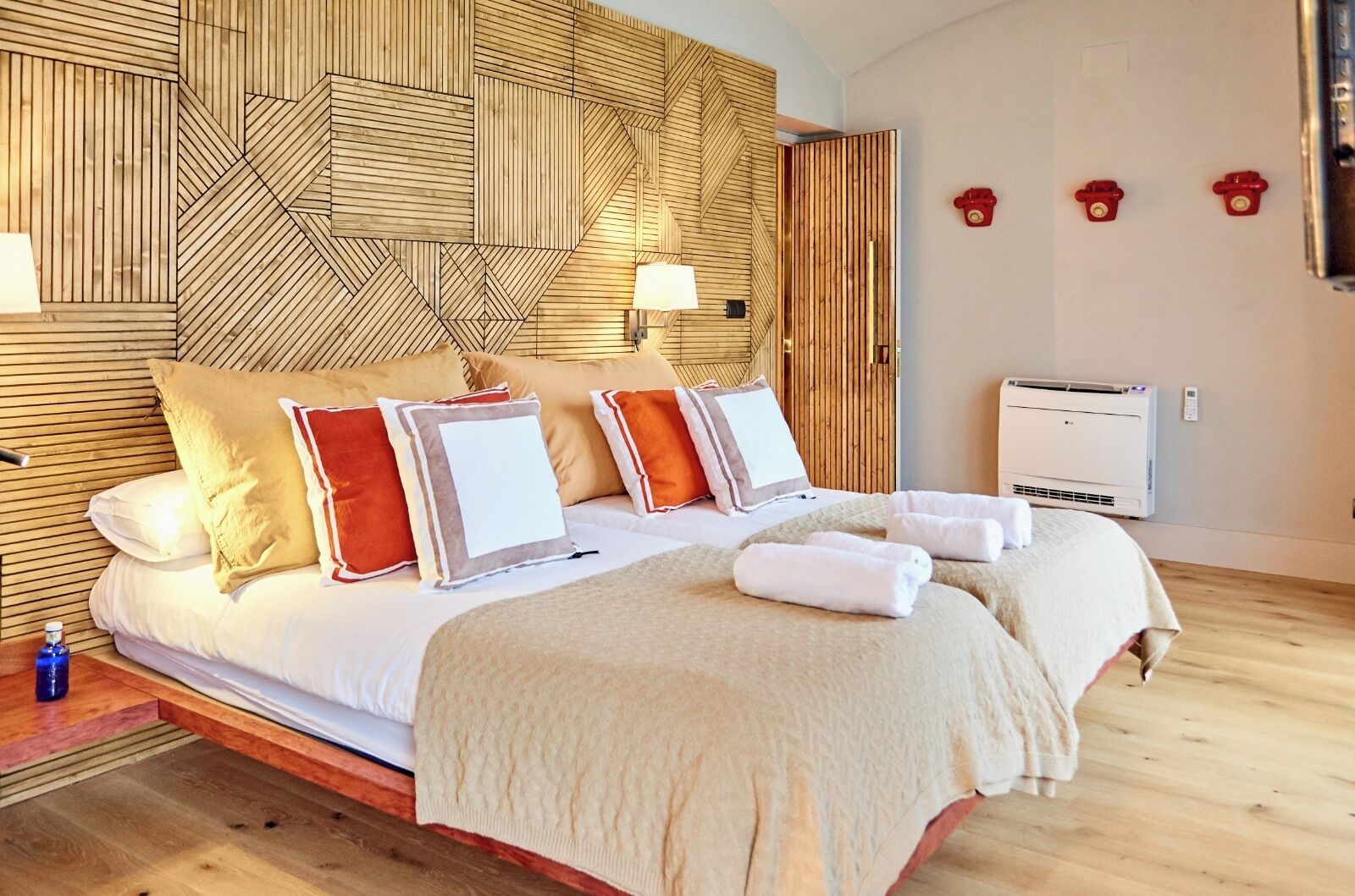 Chambre Double Confort, 1 chambre, vue jardin | Literie de qualité supérieure, coffres-forts dans les chambres