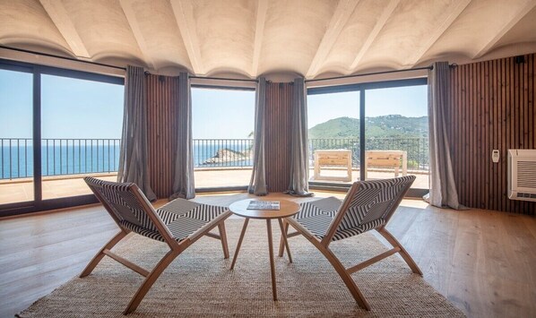 Televisión de pantalla plana