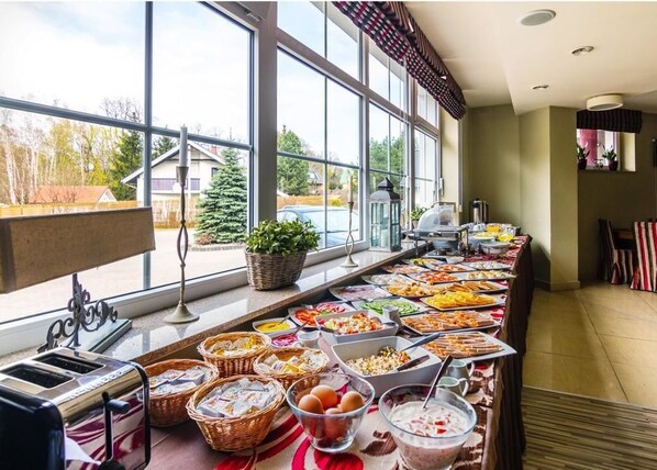 Desayuno buffet incluido todos los días