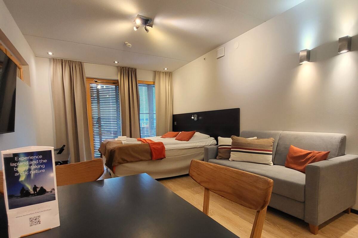 Studio C31, mountain view, 2 adults+2children | 책상, 노트북 작업 공간, 다리미/다리미판, 유아용 침대