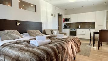 Superior Studio C28 - mountain view, sauna | Desk, laptop workspace, iron/ironing board, cribs/infant beds
