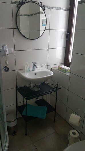Towels, toilet paper