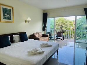 Deluxe Room - Bora Bora Villa Phuket (Chalong)