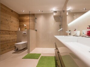 Bathroom - Luxuschalet Landhaus Steinbichl (Kitzbuhel)