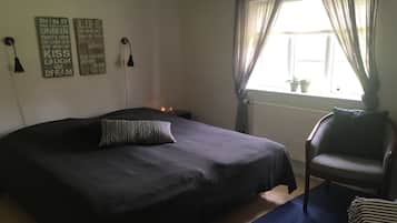 Double or Twin Room, Non Smoking | 1 bedroom, free WiFi, bed sheets