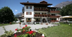 Exterior - Meuble Cima Bianca Garni (Bormio)