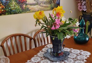 Villa, 3 Bedrooms | Dining room