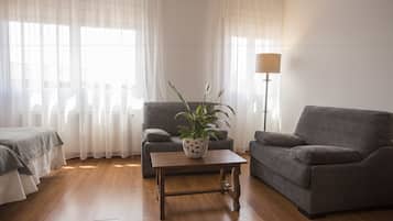 Superior-Doppelzimmer | Schreibtisch, Verdunkelungsvorhänge, kostenloses WLAN, Bettwäsche