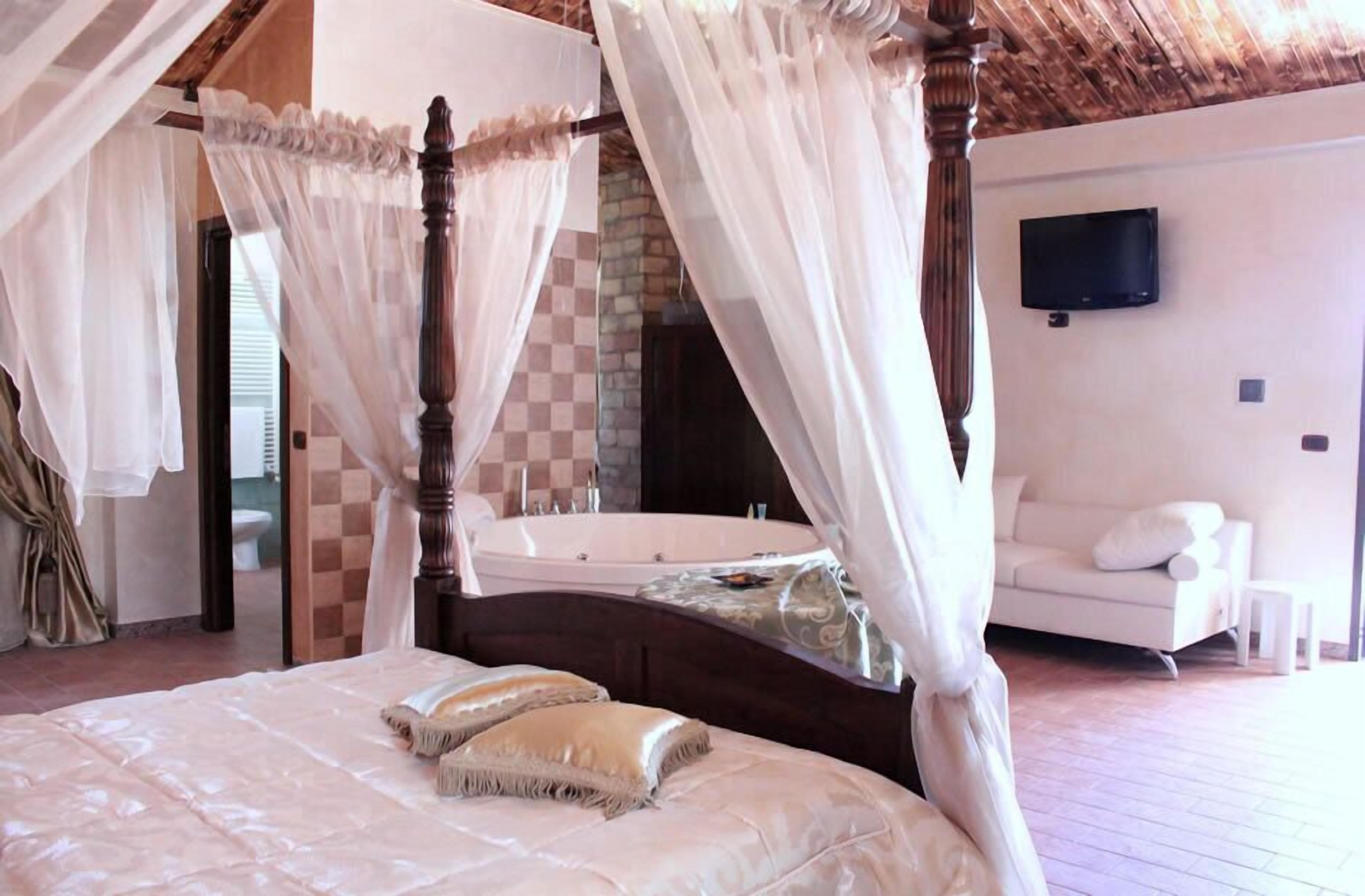 Suite (Imperiale) | Zimmersafe, schallisolierte Zimmer, kostenlose Babybetten, Bettwäsche