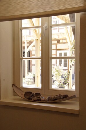 Classic-Apartment, 1 Schlafzimmer, Küche, zum Garten hin (1) | Ausblick vom Zimmer