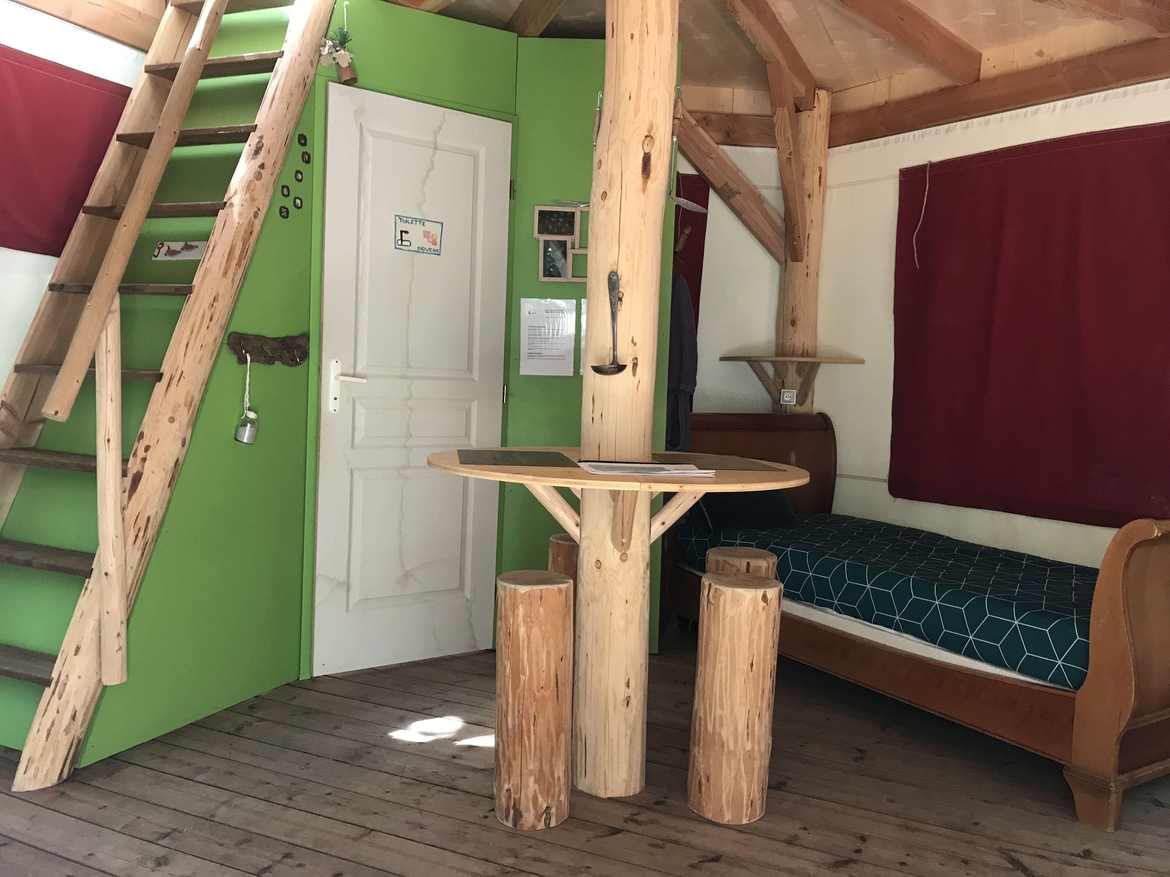 Huisje | 1 slaapkamer, luxe beddengoed, individueel gedecoreerd