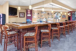Bar (on property) - Chester Hotel & Conference Center (Exton)