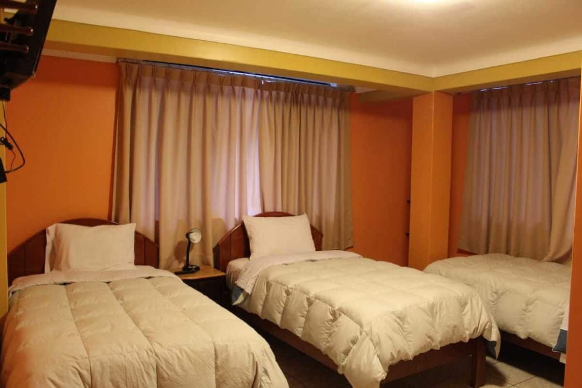 iron/ironing board, free wifi