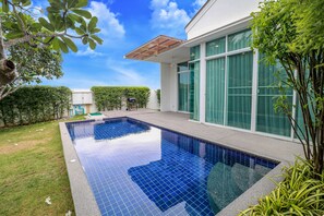 Outdoor pool - Chaum Haus Pool Villa (Cha-am)