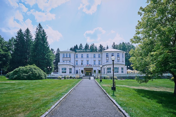 Suite, 1 Schlafzimmer | Blick auf den Garten