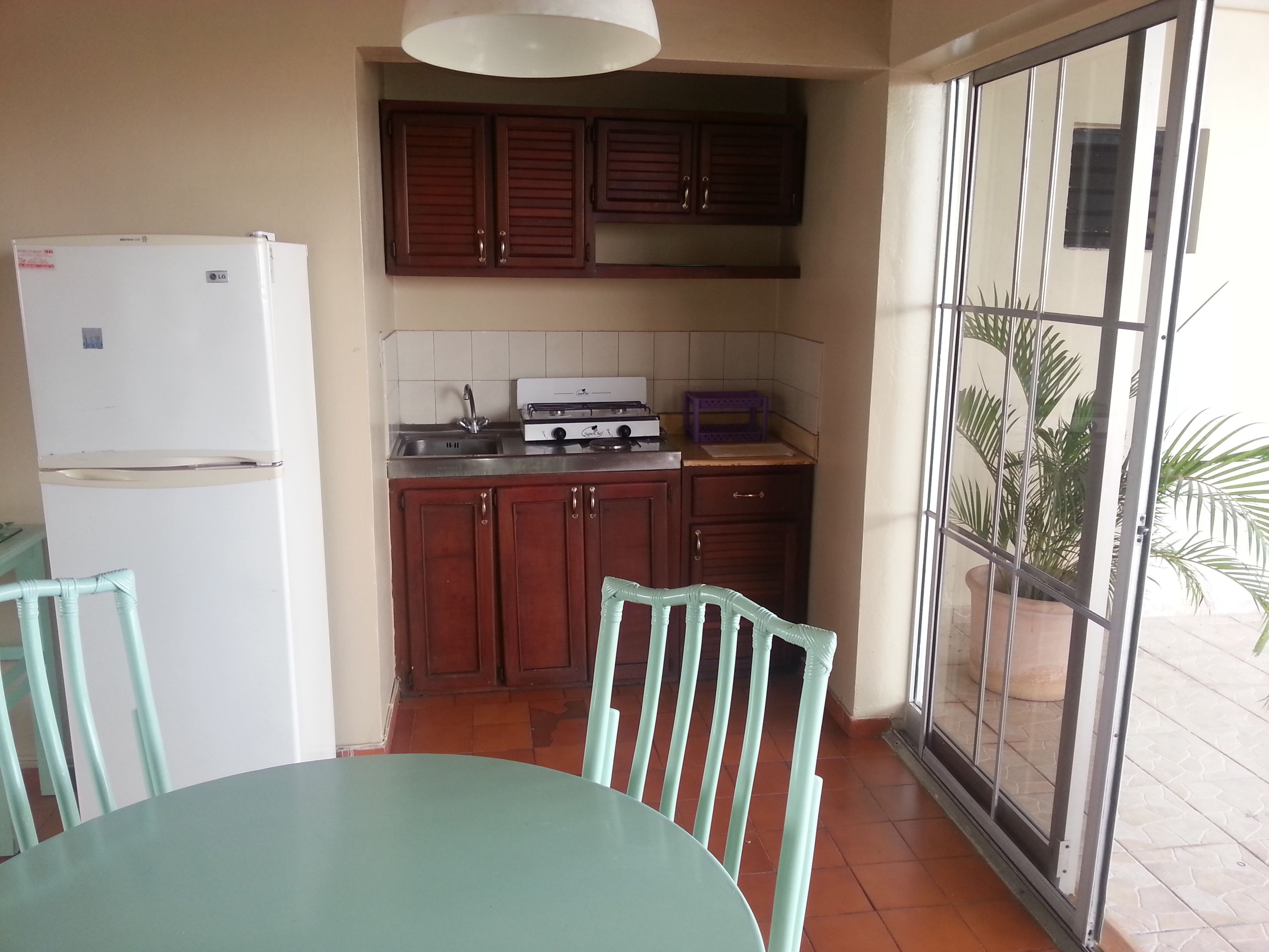 penthouse | private kitchen | full-sized fridge, microwave, stovetop, coffee/tea maker