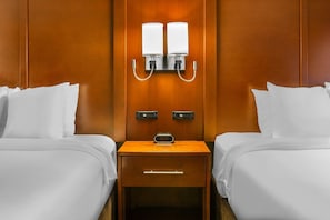 Suite, 2 Queen Beds, Non Smoking | Premium bedding, desk, laptop workspace, iron/ironing board - Comfort Suites Florence - Cincinnati South (Florence)