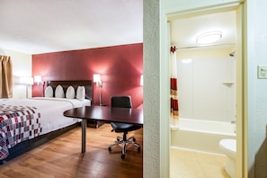 Superior Room, 1 King Bed, Non Smoking | Desk, blackout drapes, free cribs/infant beds, free WiFi