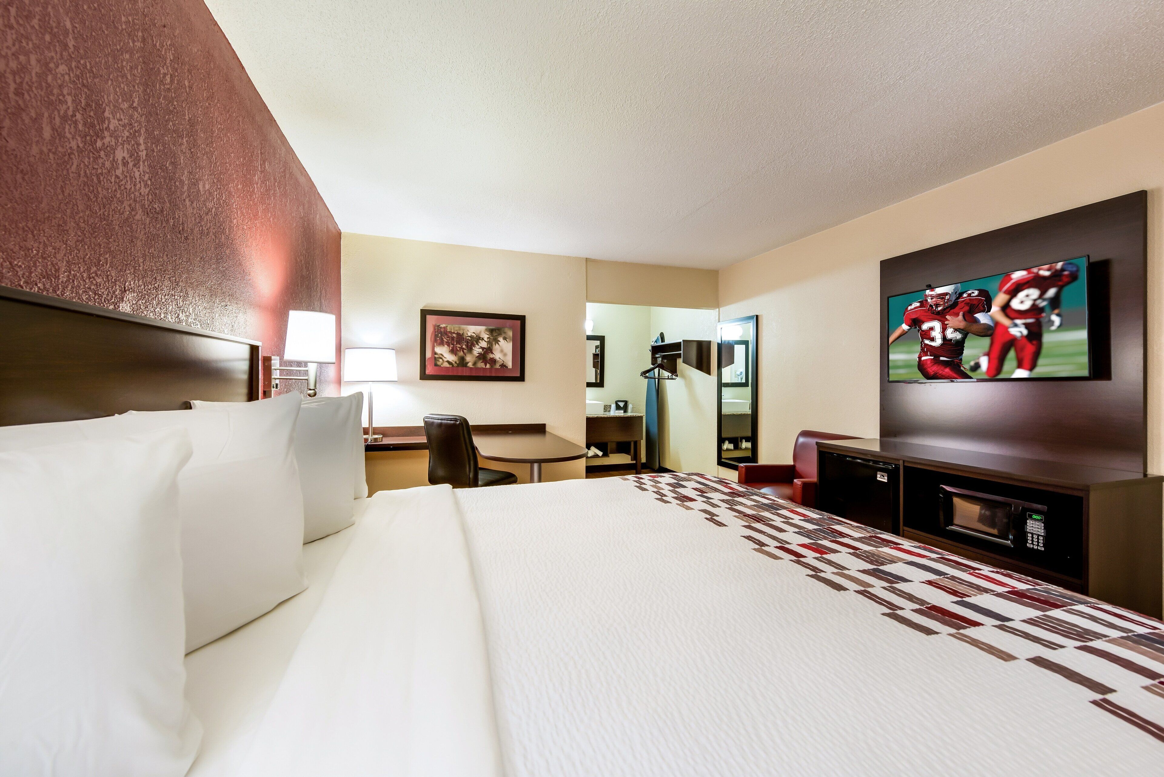 Superior Room, 1 King Bed, Non Smoking | Desk, blackout curtains, free cots/infant beds, free WiFi