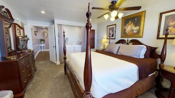 Superior Apartment, 1 Bedroom, Kitchen | Individually furnished, desk, soundproofing, iron/ironing board